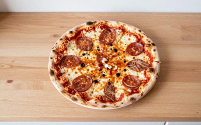 Best Pizza Pans: Perforated, Nonstick and Disposable Options Compared
